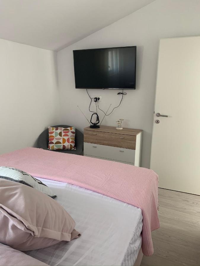 Apartments Villa Bella Vista Seget Trogir Bagian luar foto