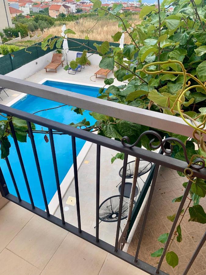 Apartments Villa Bella Vista Seget Trogir Bagian luar foto