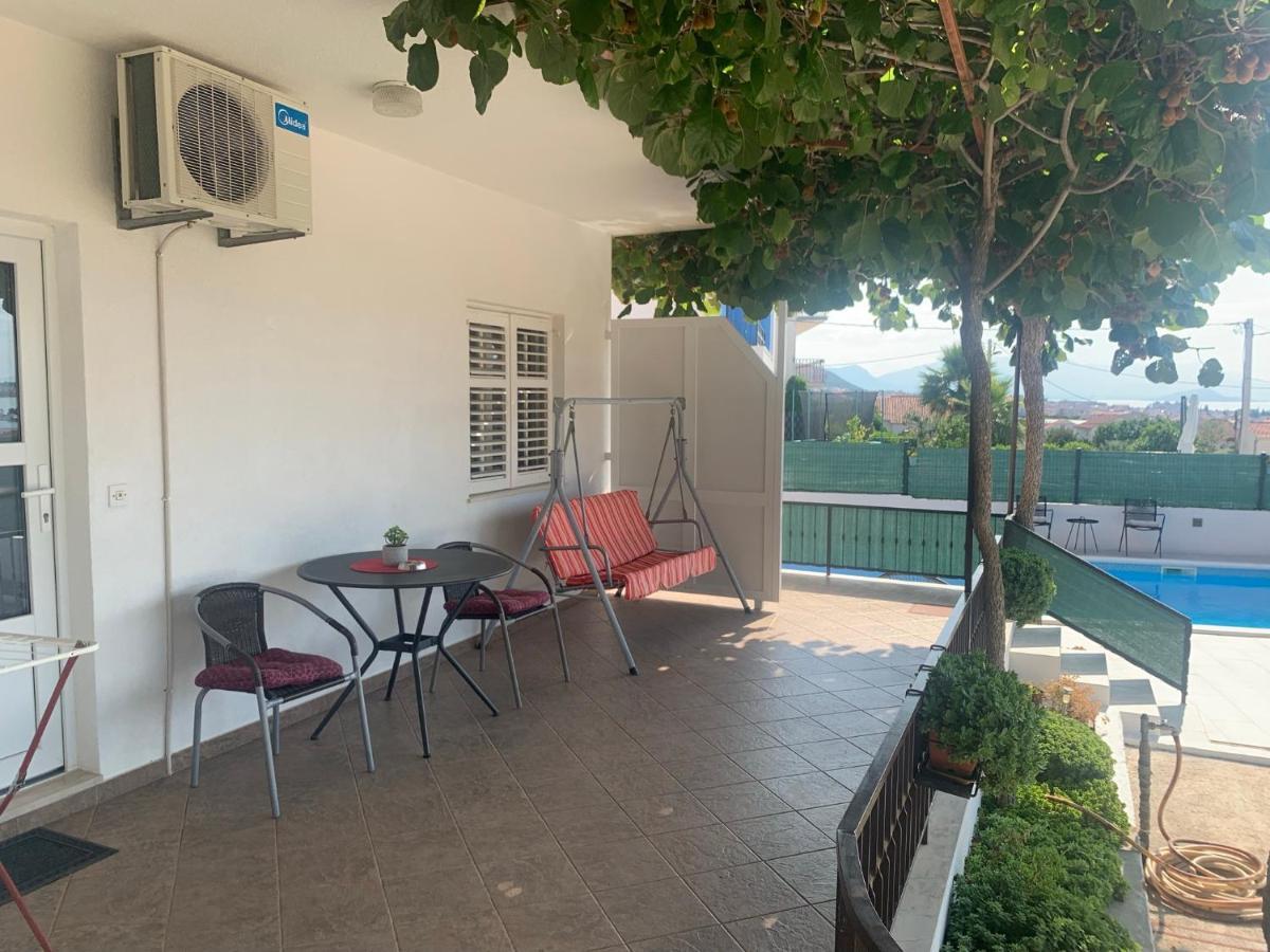 Apartments Villa Bella Vista Seget Trogir Bagian luar foto
