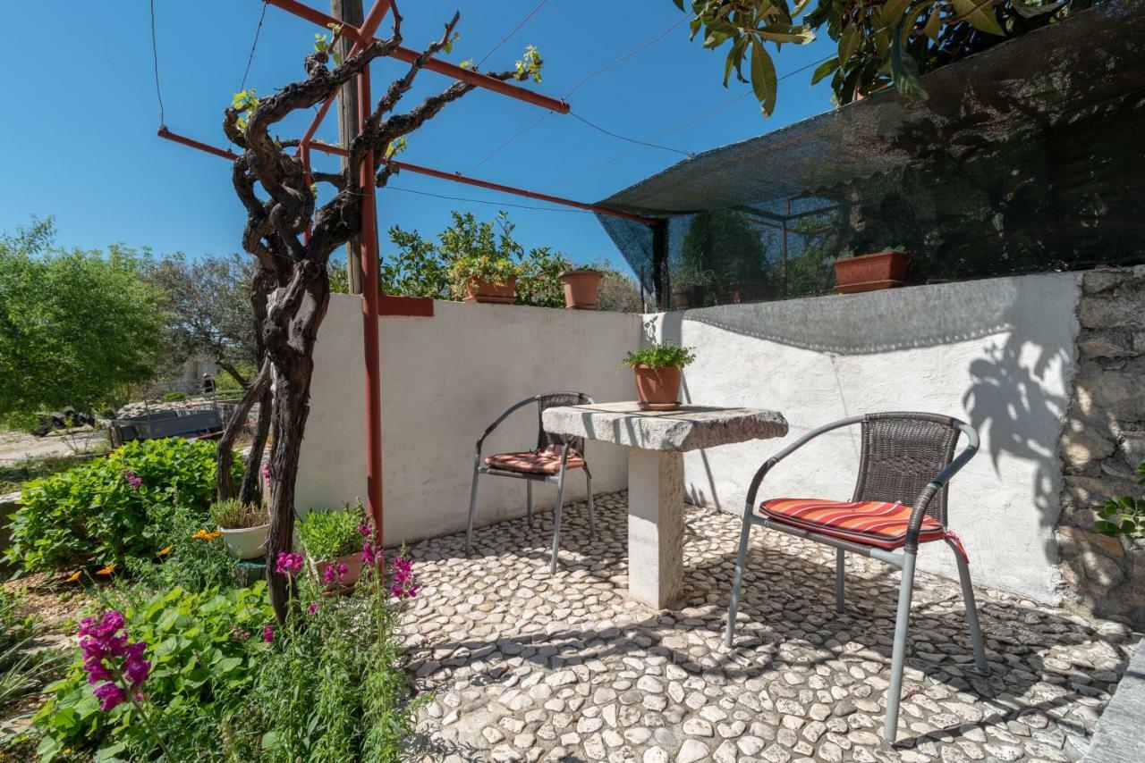 Apartments Villa Bella Vista Seget Trogir Bagian luar foto