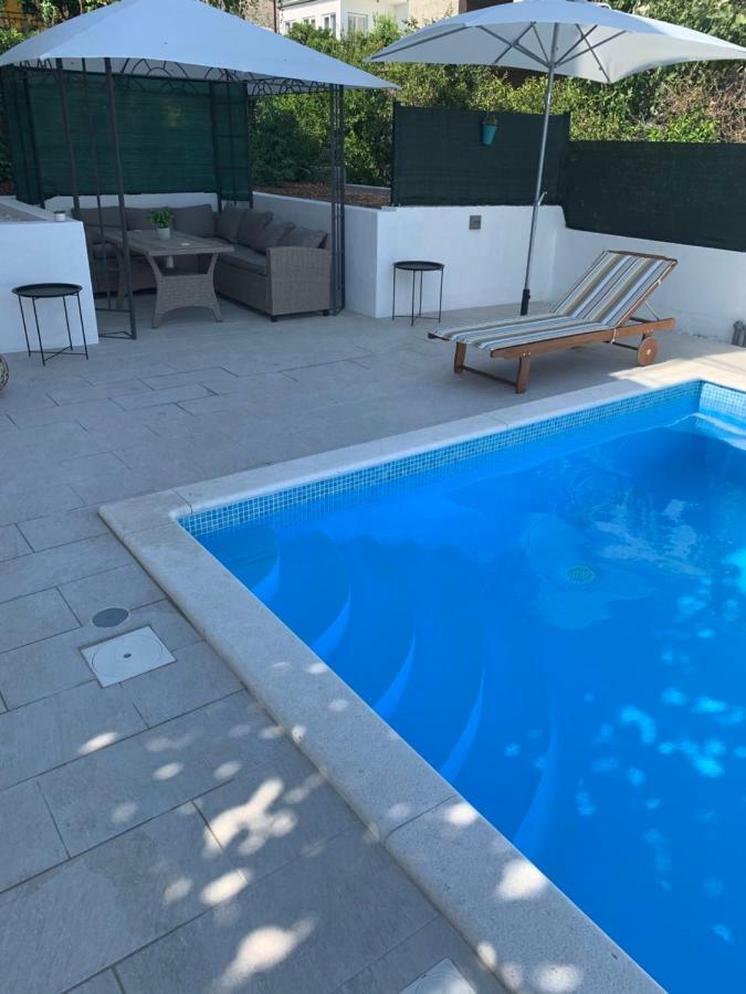 Apartments Villa Bella Vista Seget Trogir Bagian luar foto